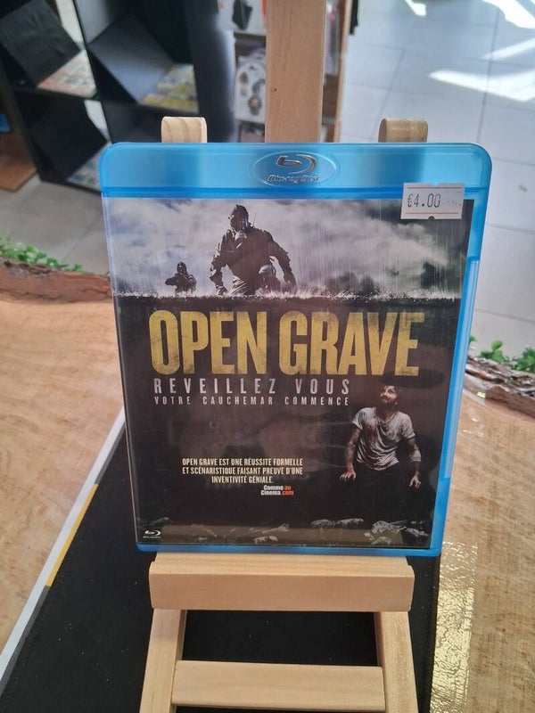 Open Grave Blu-ray