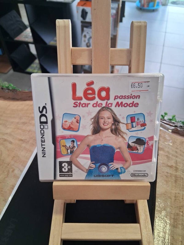 Léa Passion Star De La Mode Jeu DS
