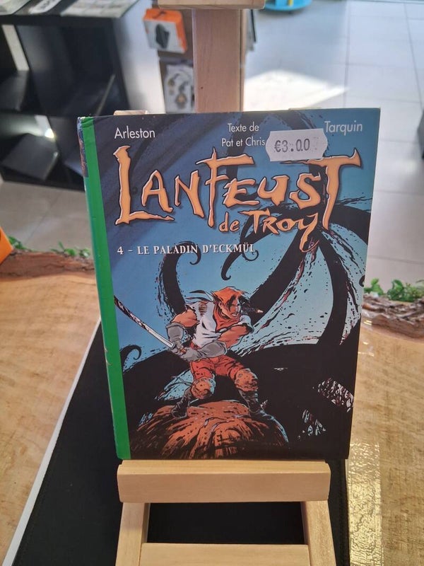 Lanfeust De Troy Tome 4 - Le Paladin D'eckmul Livre Enfant