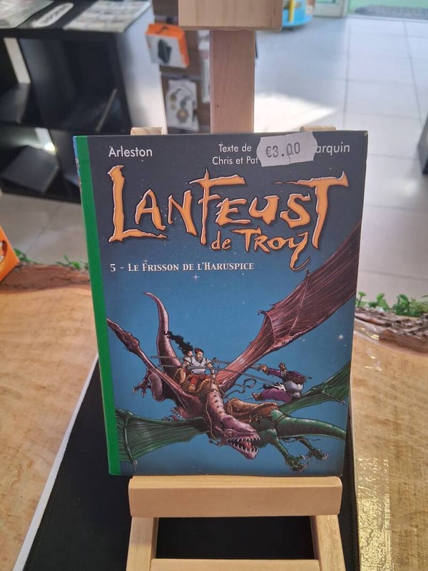 Lanfeust De Troy Tome 5 - Le Frisson De L'haruspice Livre Enfant