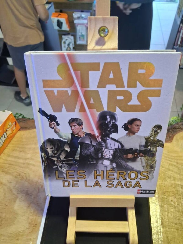 Star Wars Les Heros De La Saga Livre