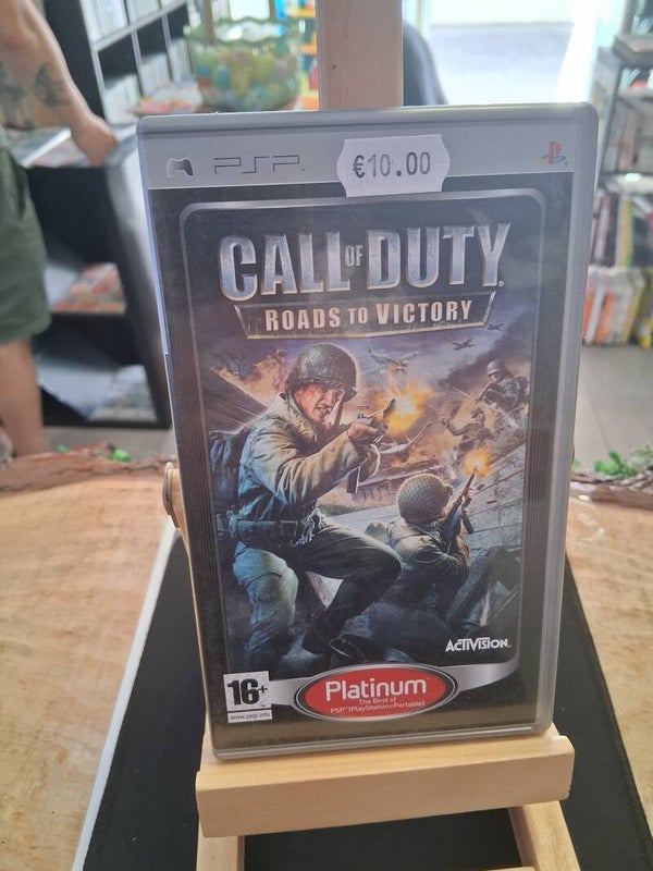 Call Of Duty Roads To Victory Jeu PSP