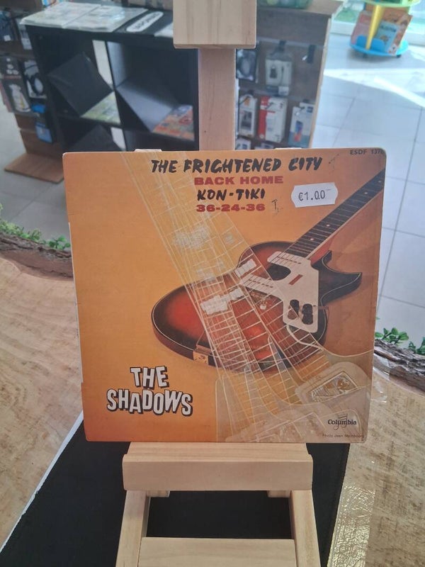 The Shadows Vinyl 45T