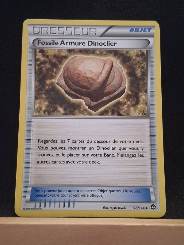 Fossile Armure Dinoclier (Dresseur)1