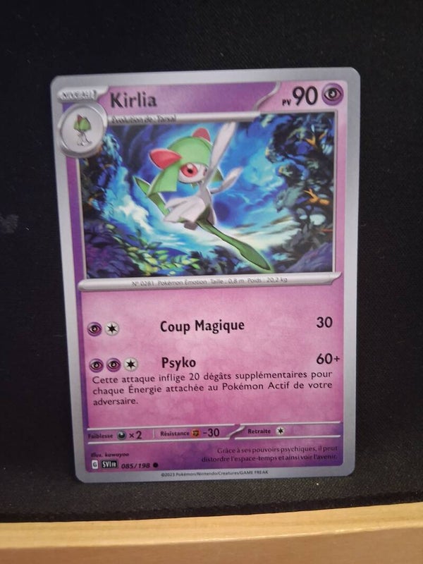 Kirlia 90-2