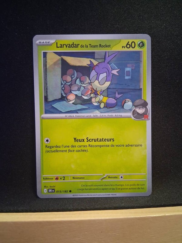 Larvadar De La Team Rocket 60-1