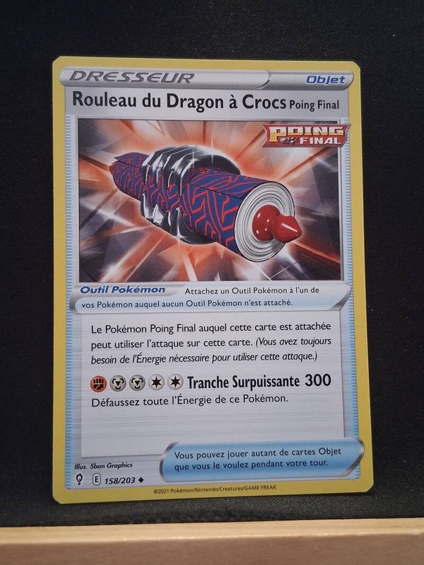 Rouleau Du Dragon A Crocs Poing Final (Dresseur)6