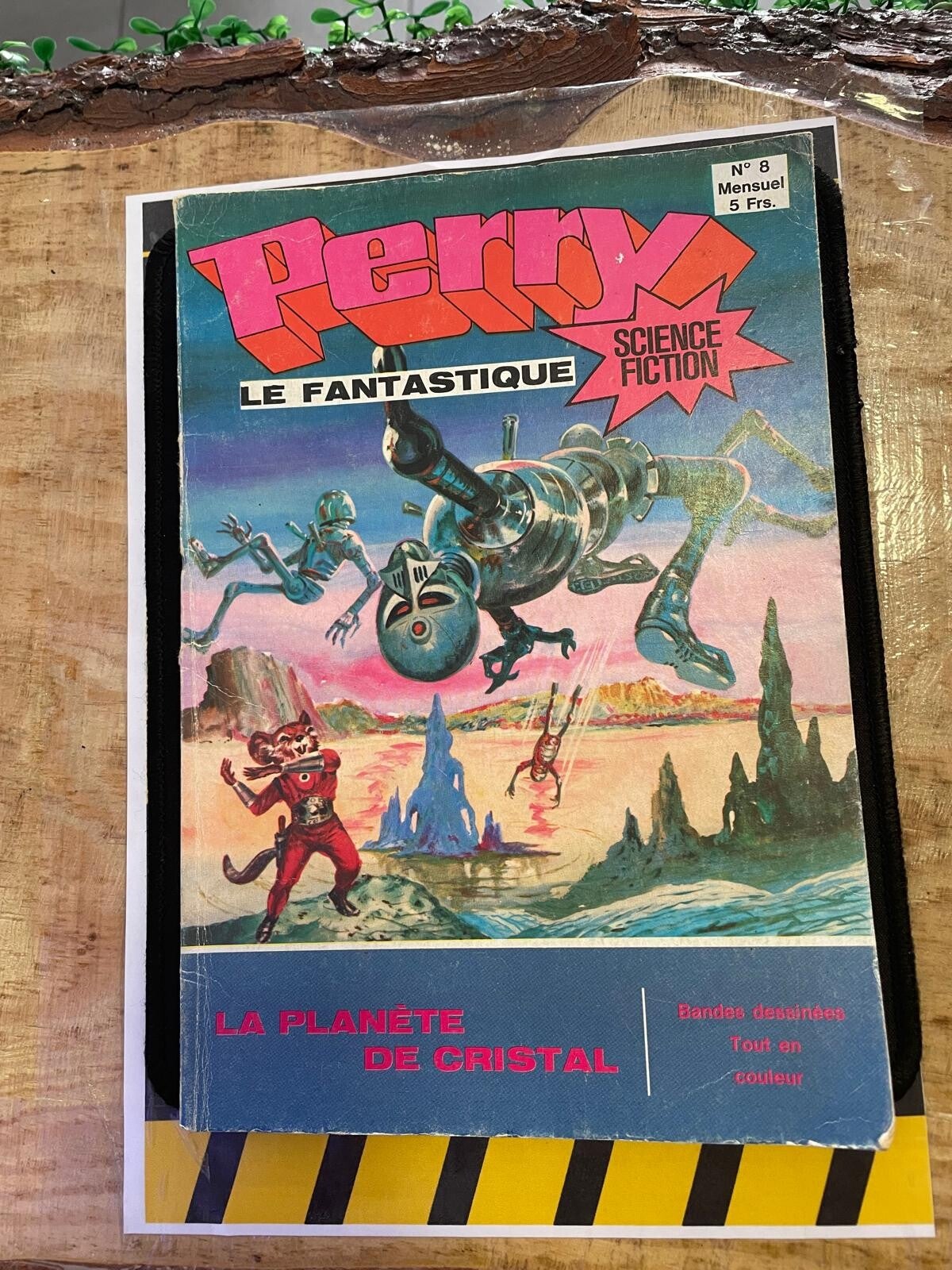 Perry Le Fantastique : La Planete De Cristal BD Livre