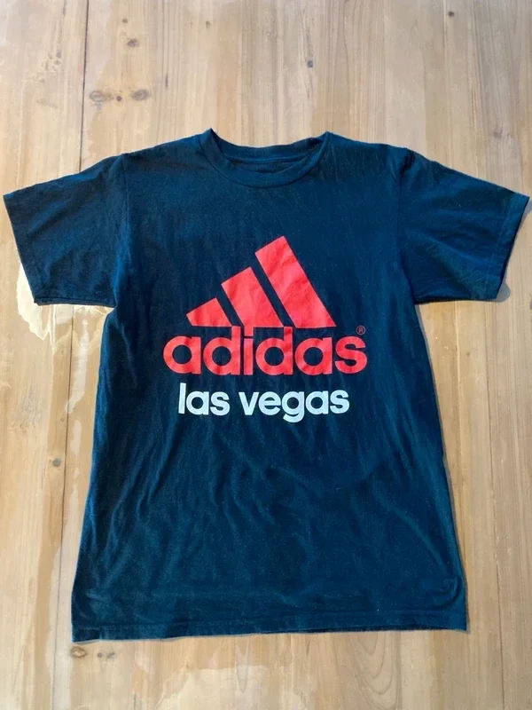 T-shirt Adidas noir Las Vegas – Taille M - Bon état