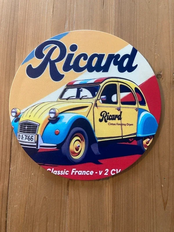 Plaque métal Ricard Citroën 2CV vintage – Décoration murale rétro – Ø 20 cm