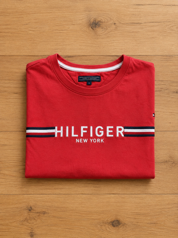 T-shirt Tommy Hilfiger rouge taille M – Bon état