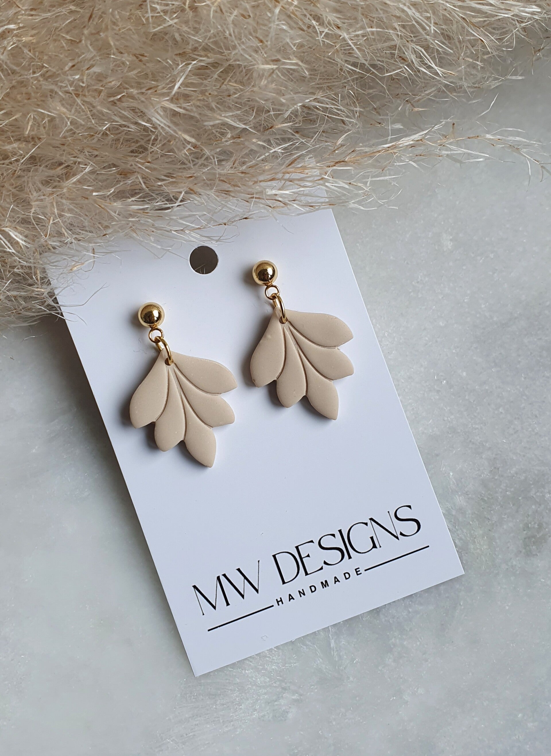 Beige 15