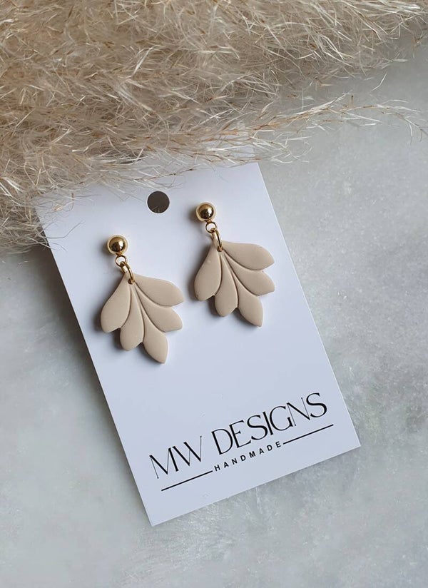 Beige 15