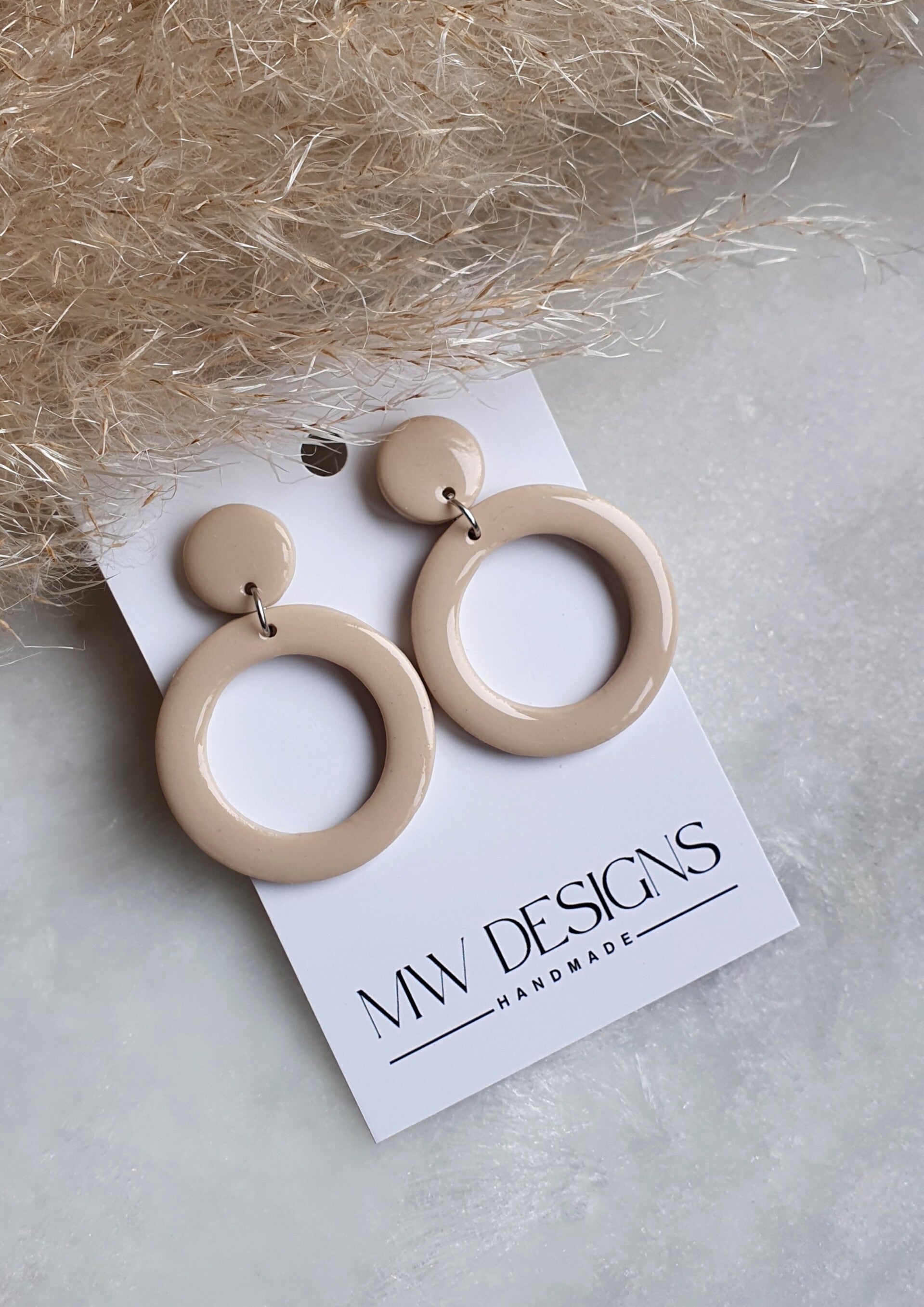 Beige 26