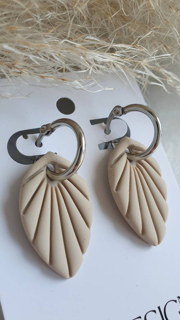 Beige 34