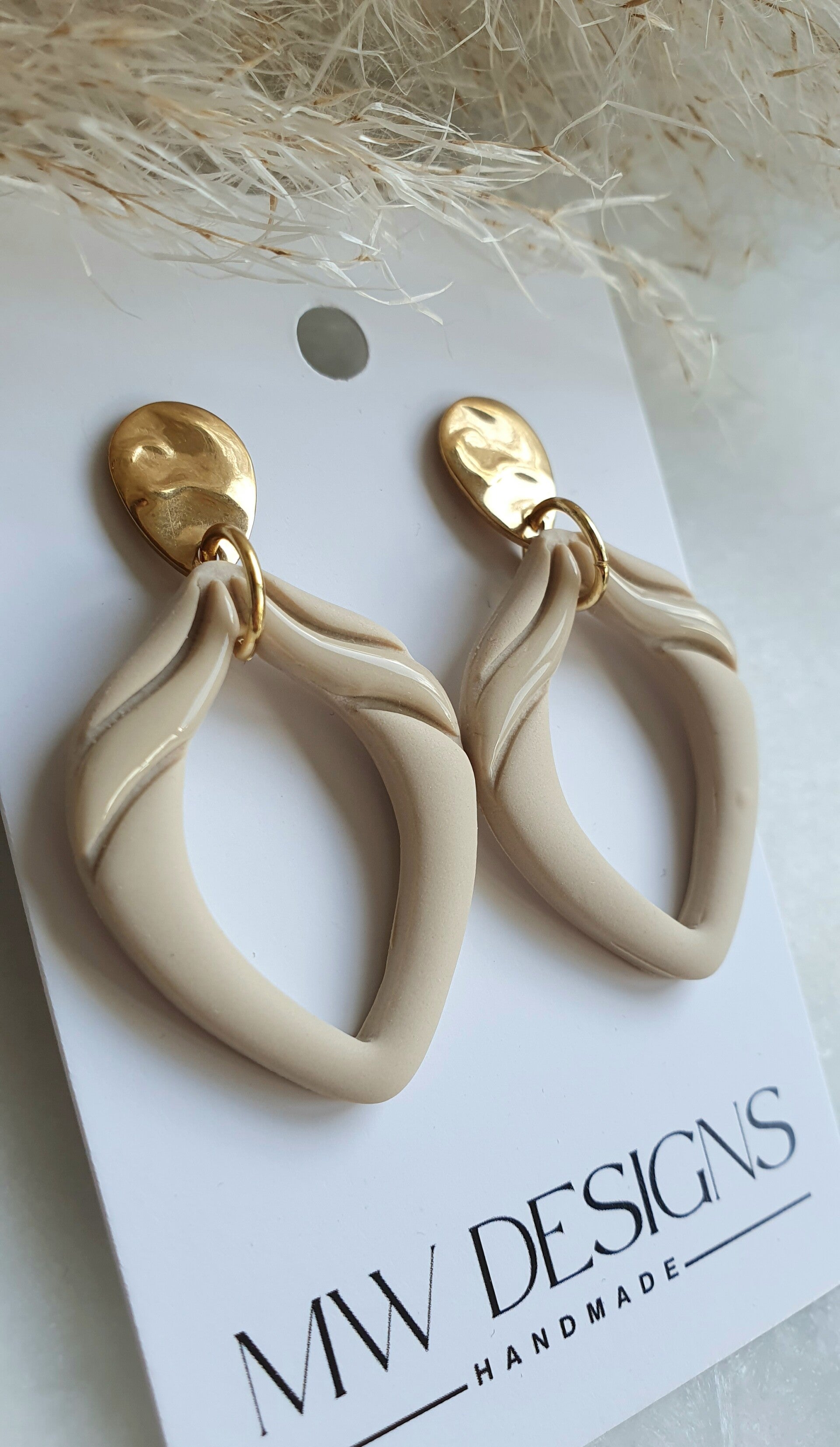 Beige 36
