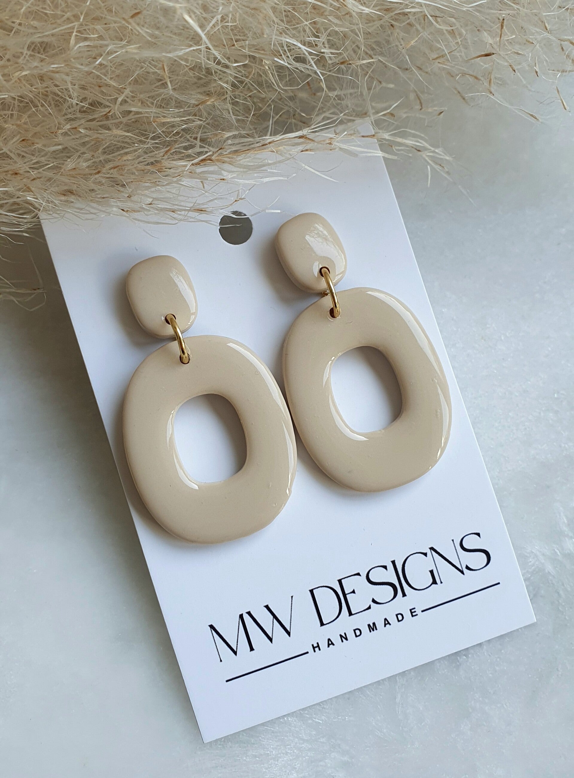 Beige 38