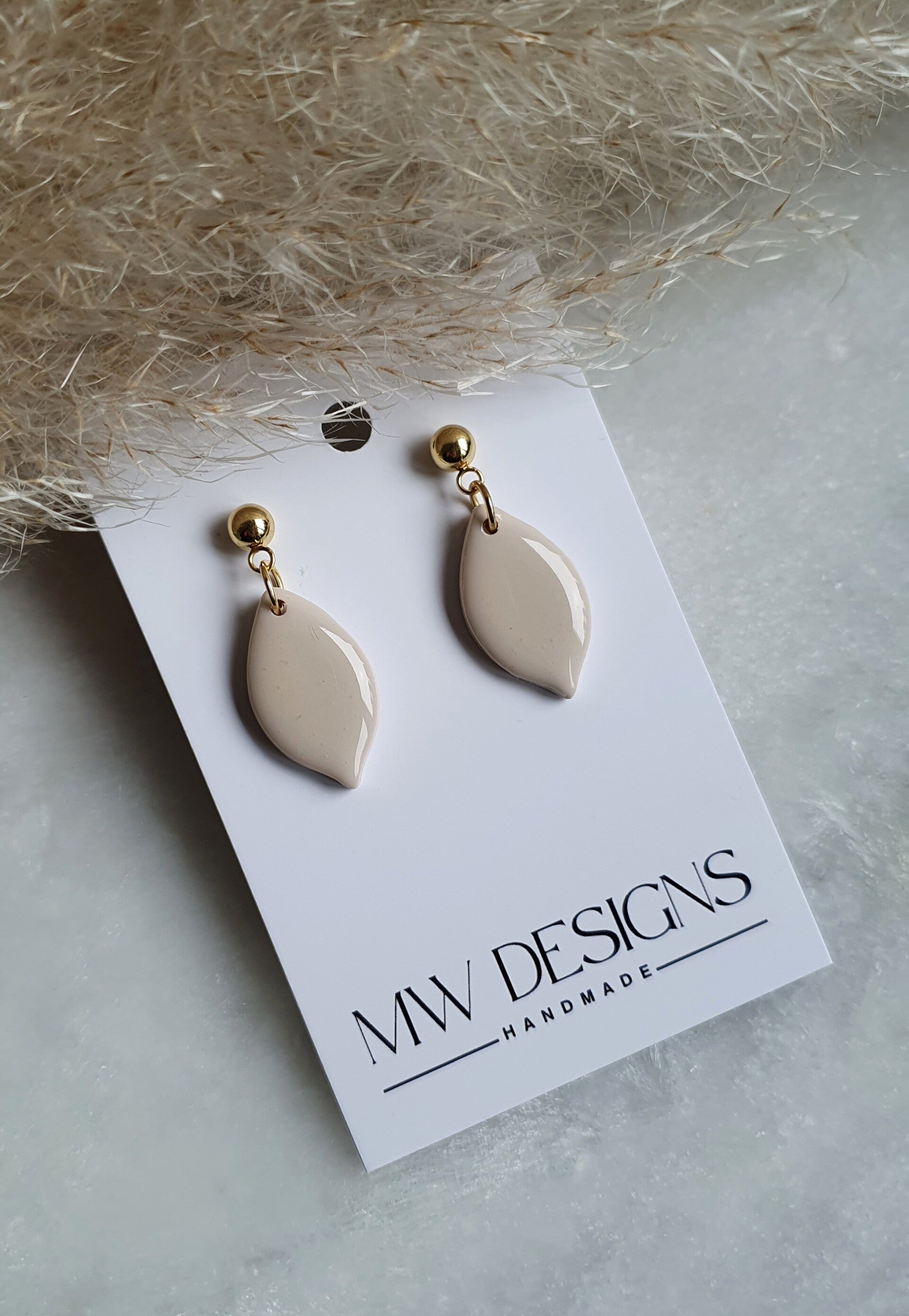 Beige 5