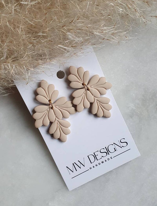 Beige 6