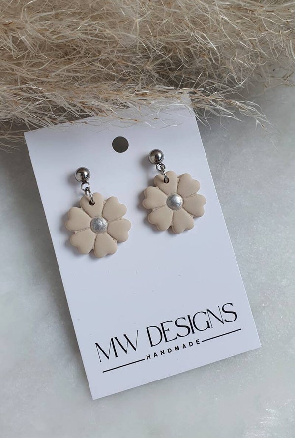 Flowers Beige 4