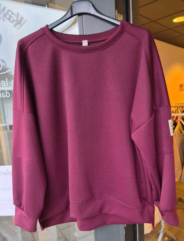 Sweater perfect bordeaux (36-42)