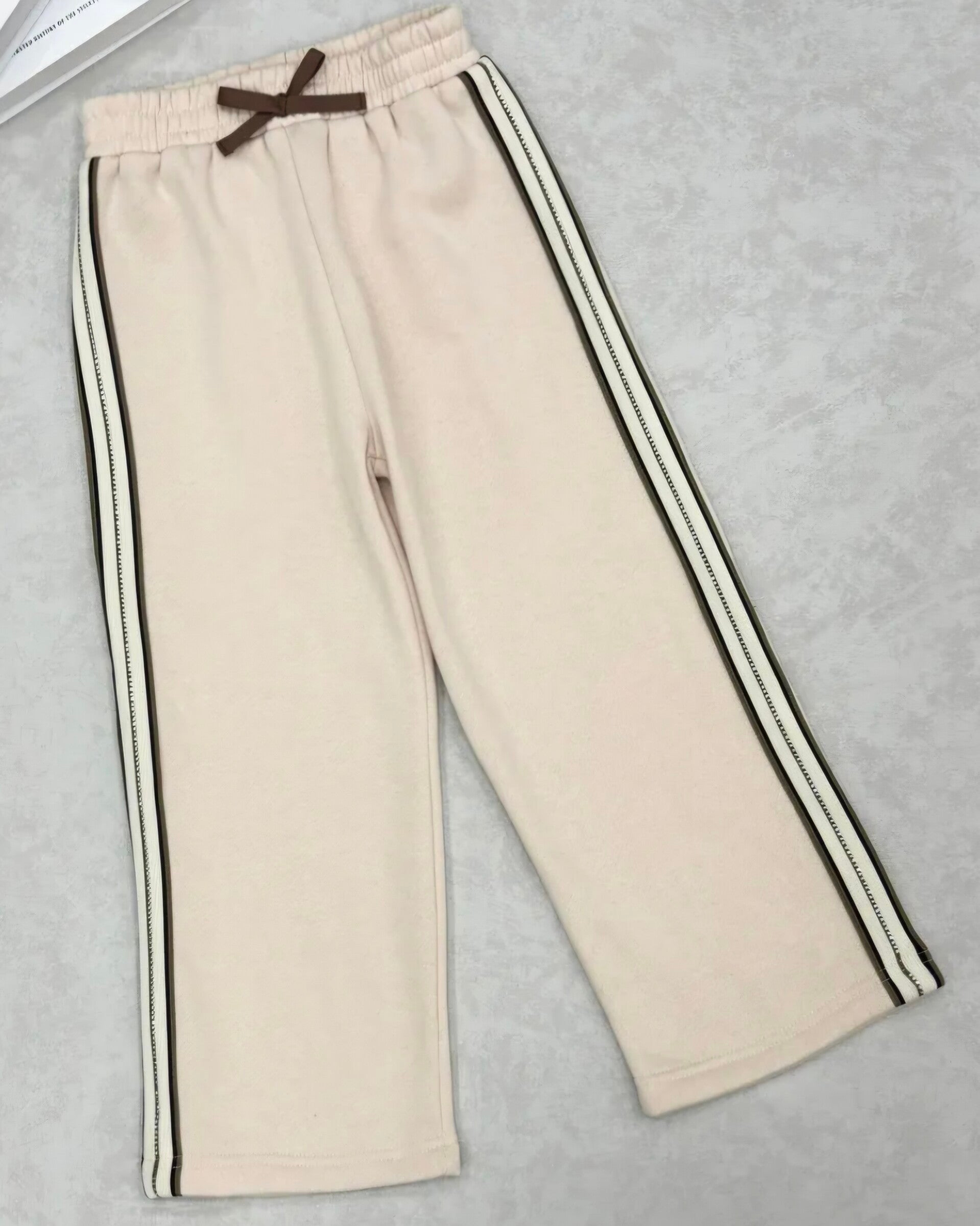 Broek met strepen beige
