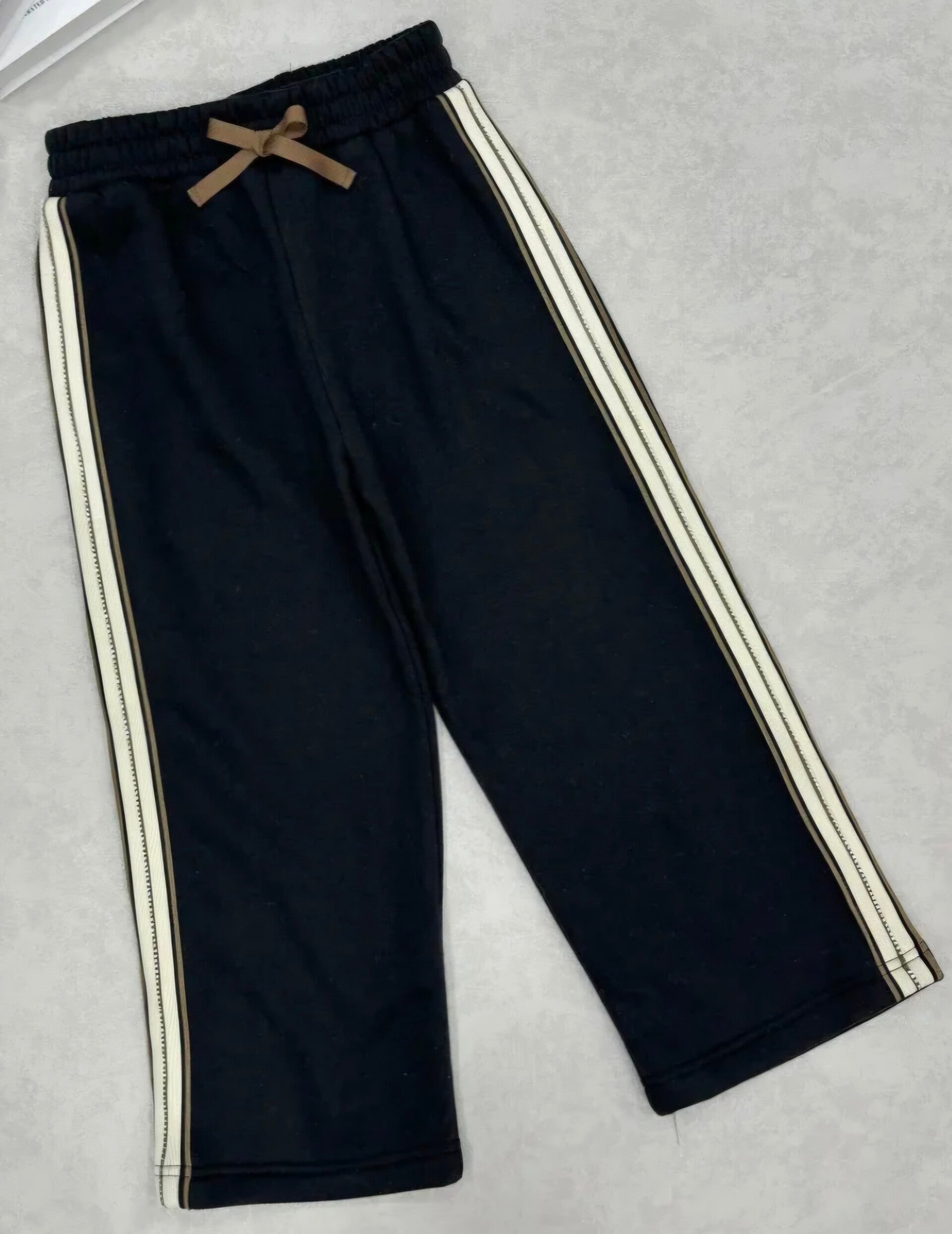 Broek met strepen zwart