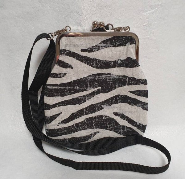 Kukkarolaukku 15 seepra