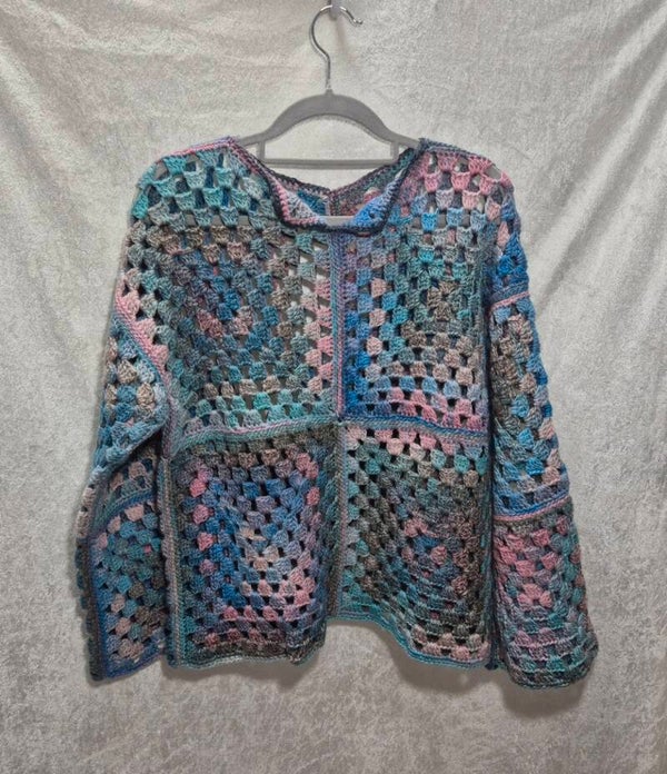 Neulepaita isoäidinneliöistä