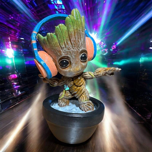 Groot - Casque audio dans un vase