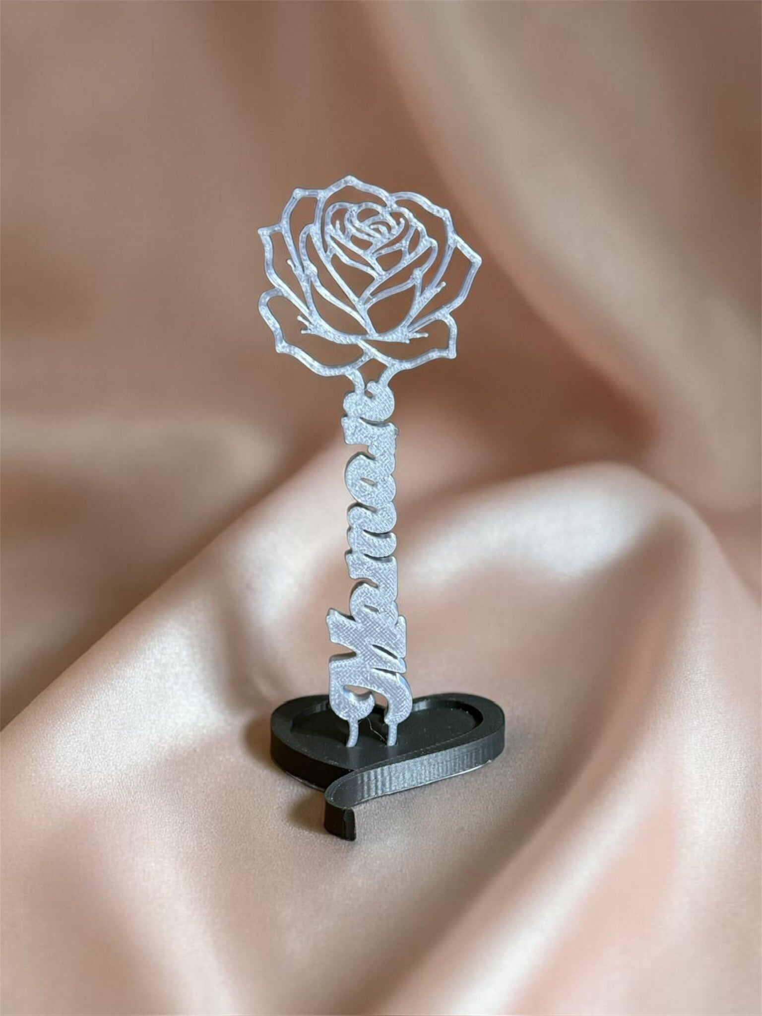 Rose “Maman” sur socle cœur