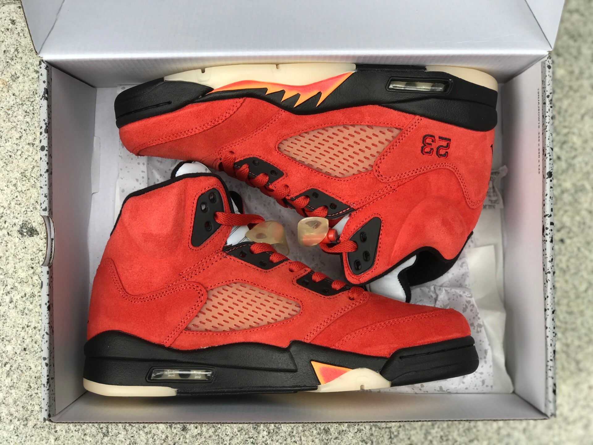 Jordan 5 "Mars For Her"