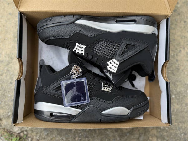 Jordan 4 "Spotlight"