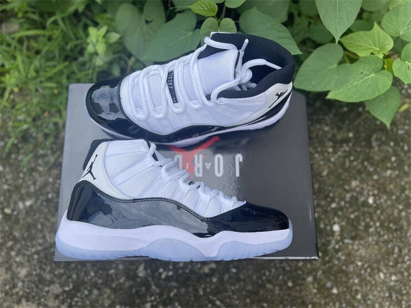 Jordan 11 "Concord"
