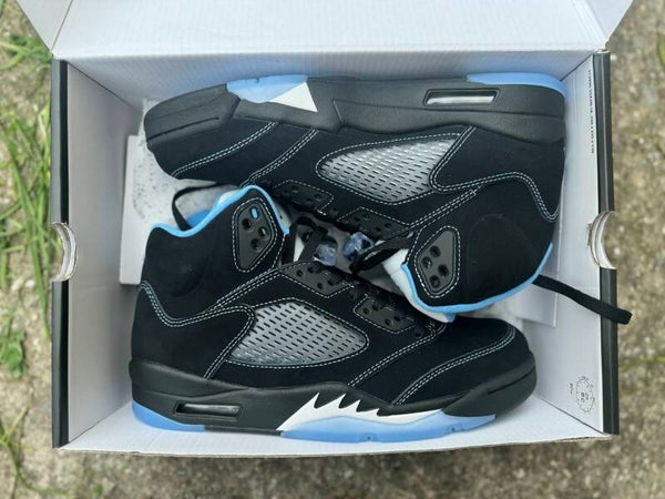 Jordan 5 “Carolina Blue”