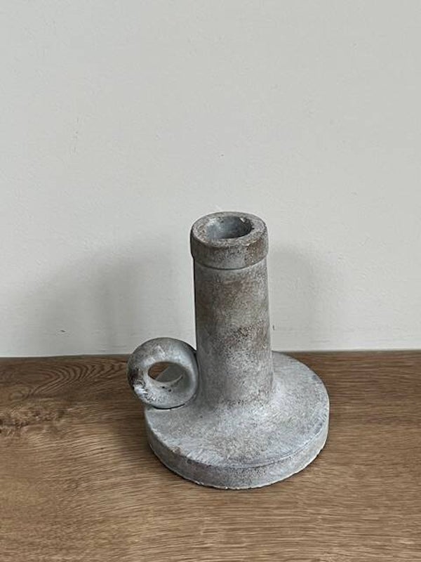 Rustiek betonnen kaarsenhouder