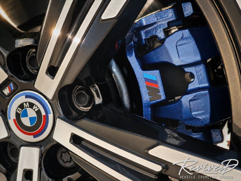 BMW 330E remklauw blauw laten spuiten