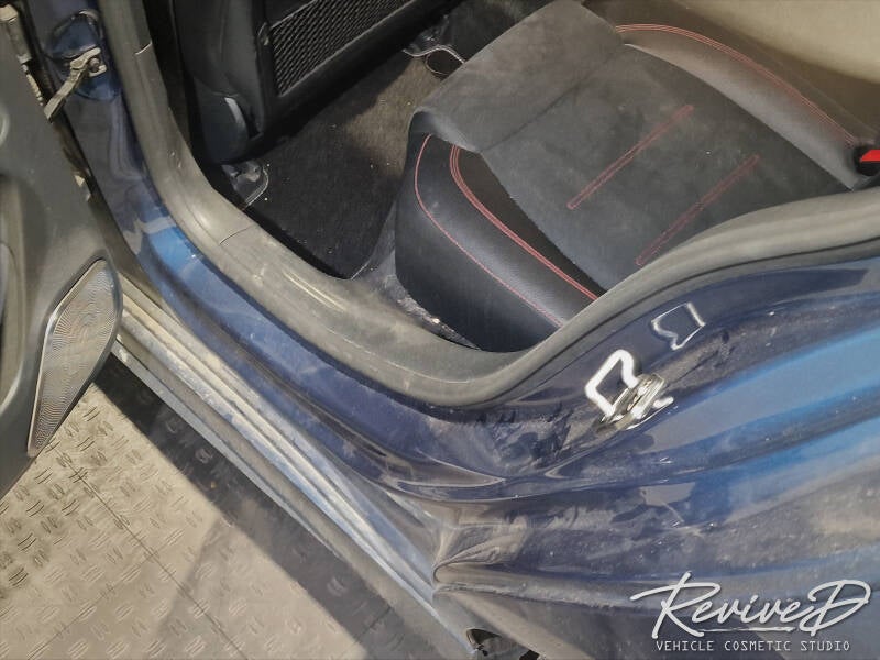 mercedes-a250e-11-1-standard-hnisf0.jpg