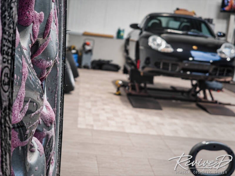 porsche-boxter-s-22-standard.jpg