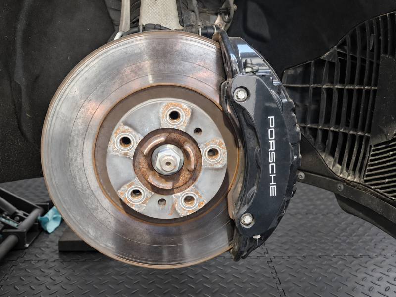 porsche-taycan-4s-1-standard.png