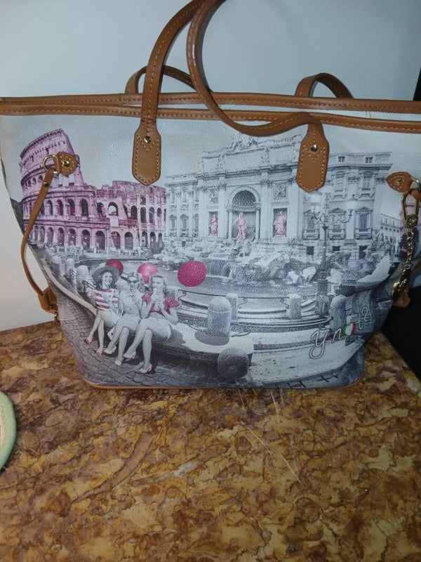 Borsa y not Roma articolo usato ma tenuto bene