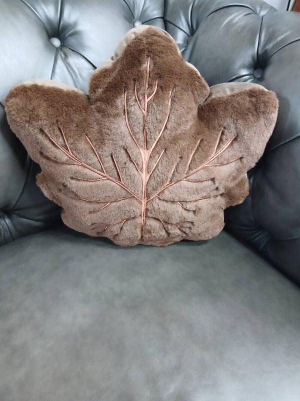 Cuscino a forma di foglia articolo nuovo