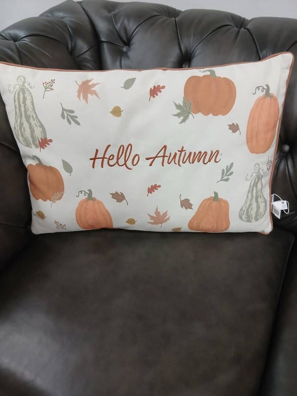 Cuscino autunnale con scritta articolo nuovo