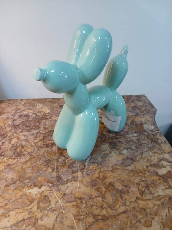 Decorazione cane in coccio