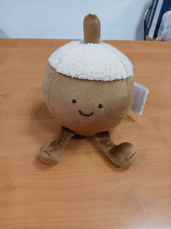 Decorazione a peluche ghianda