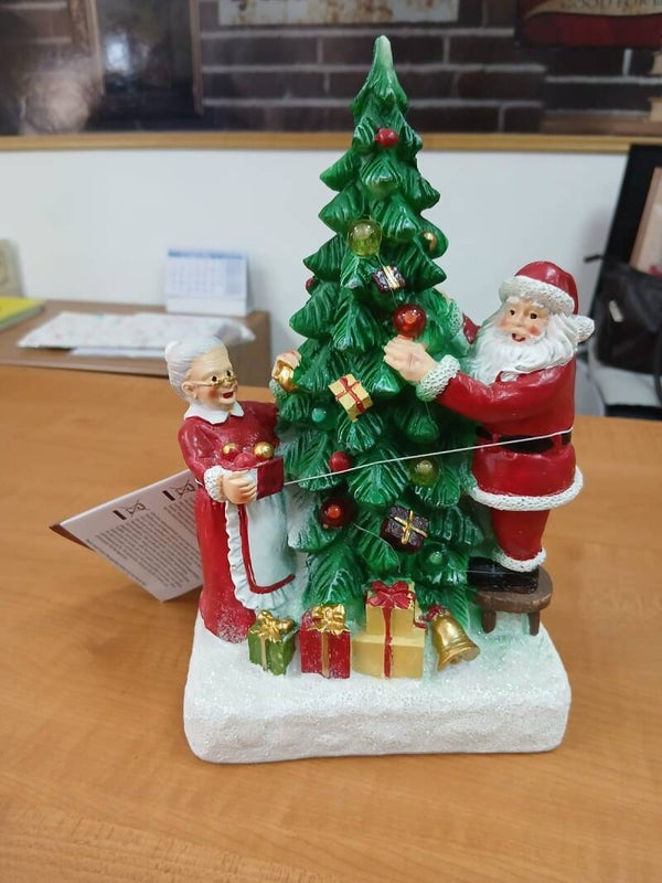 Decorazione Babbo Natale con Mamma Natale che si illumina