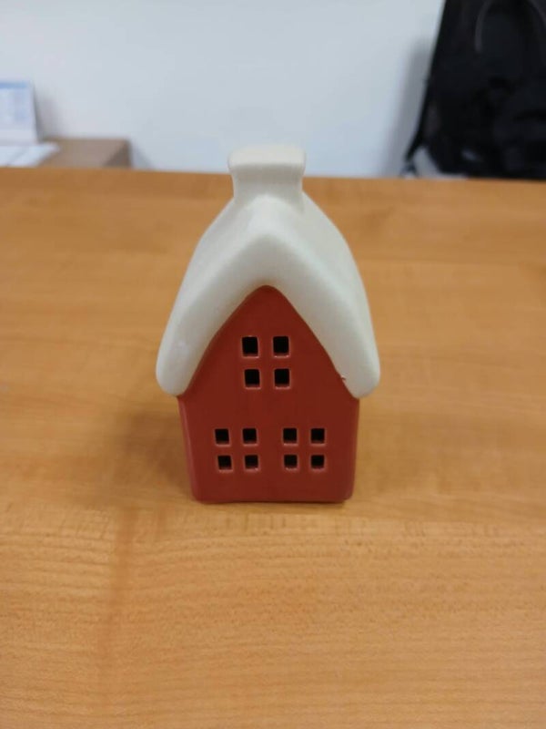 Decorazione casetta in coccio