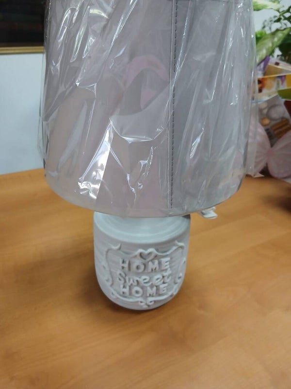 Lampada da comodino grigia con scritta articolo nuovo