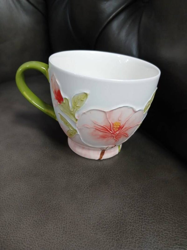 Mug nuova dipinta a mano
