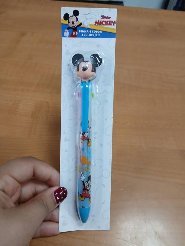 Penna multicolor